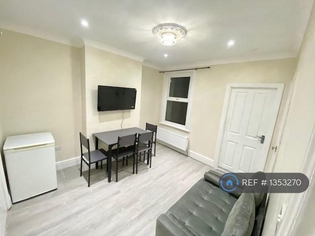 Dinning/Living Room