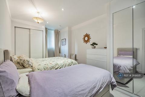 2 bedroom flat to rent, Granite Apartments, London, SE10