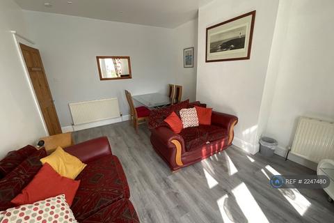 undefined, Park Lake Road, Poole, BH15