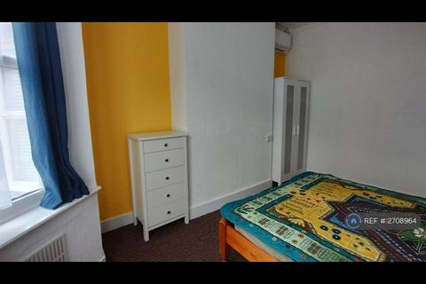 1 bedroom flat to rent, Queensland Avenue, Coventry, CV5