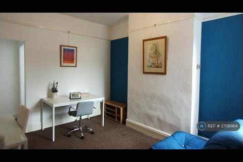 1 bedroom flat to rent, Queensland Avenue, Coventry, CV5