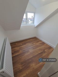 1 bedroom in a house share to rent, Plumstead Common Road, London, SE18