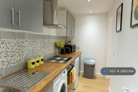 undefined, Cemetery Road, Leeds, LS11
