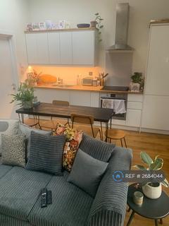 Studio to rent, Old Kent Road, London, SE1