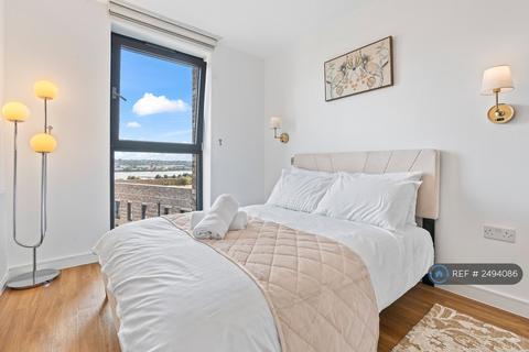 undefined, Kingfisher Heights, London, E16