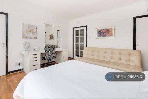 Studio to rent, Crawford Street, London, W1H