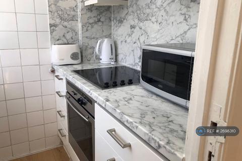 Studio to rent, Crawford Street, London, W1H