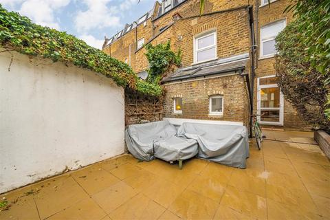 undefined, Clifton Avenue, London W12