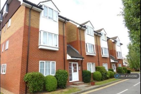 1 bedroom flat to rent, Holm Oak Park, Watford, WD18