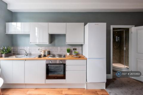undefined, College House, Worcester, WR1