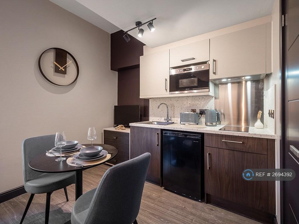 Communal Kitchen