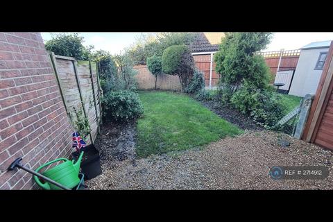 1 bedroom terraced house to rent, Sussex Way, Billericay, CM12