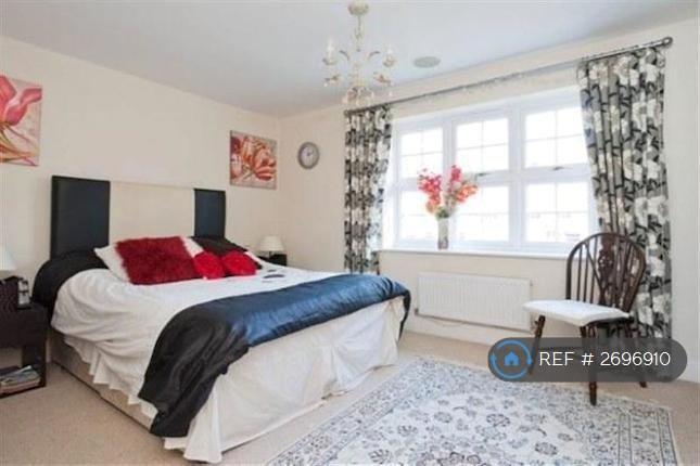 Bedroom 1 (Large Double)