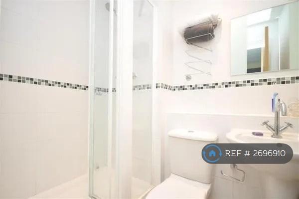 Ensuite 2