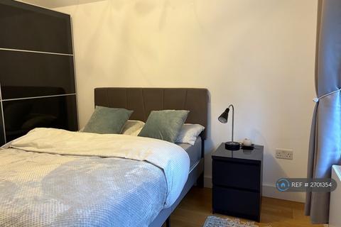 undefined, Bennetts Avenue, Greenford, UB6