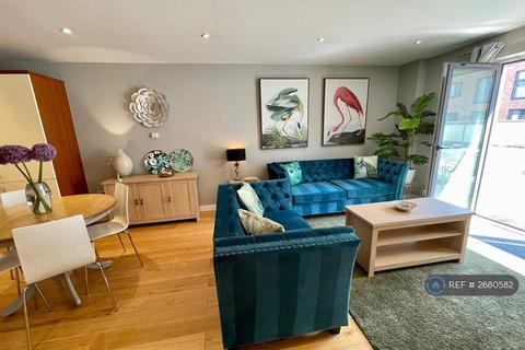 2 bedroom flat to rent, Regent House, Leamington Spa, CV32