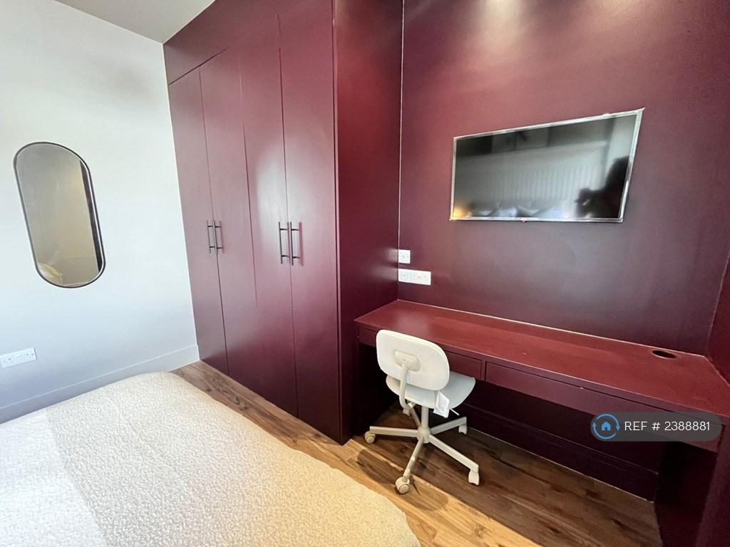 Room4 V3