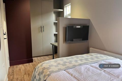 1 bedroom in a house share to rent, Princes Street, Southend-On-Sea, SS1