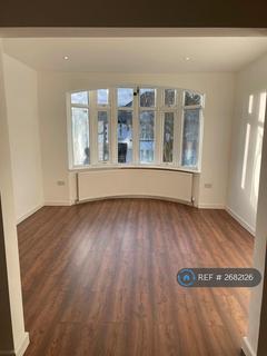 undefined, Ferncroft Avenue, London, N12