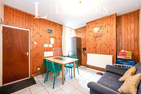 4 bedroom terraced house to rent, Dean Street, PO1