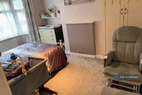 undefined, Rialto Road, Mitcham, CR4
