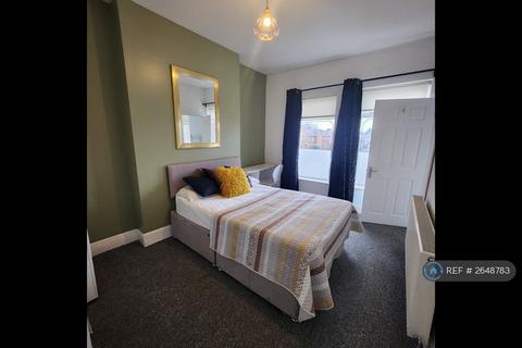 1 bedroom in a house share to rent, Station Road, Long Eaton, Nottingham, NG10