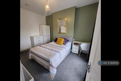 1 bedroom in a house share to rent, Station Road, Long Eaton, Nottingham, NG10