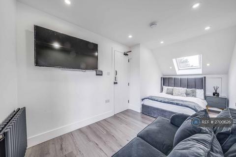 undefined, Lynton Road South, Gravesend, DA11