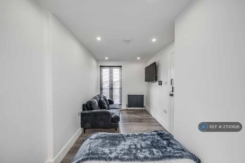 undefined, Lynton Road South, Gravesend, DA11