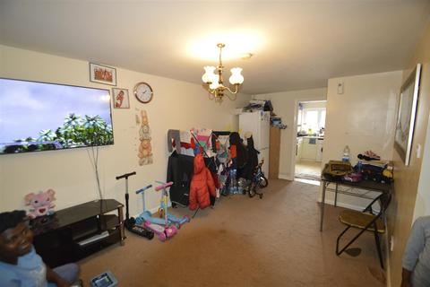 undefined, Emerald Gardens, Dagenham