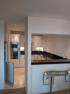 2 bedroom flat to rent, River Crescent, Nottingham, NG2