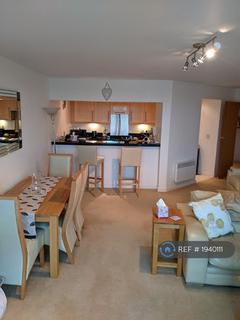 2 bedroom flat to rent, River Crescent, Nottingham, NG2