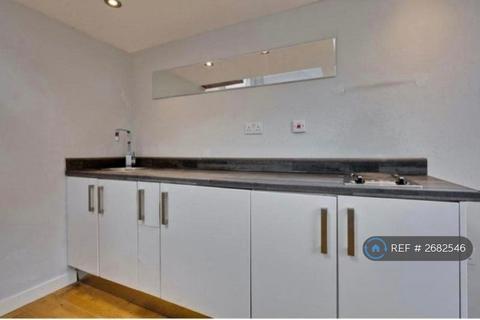 undefined, Princes Road, Weybridge, KT13