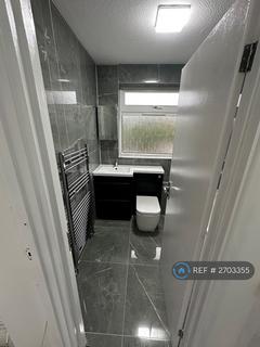 4 bedroom terraced house to rent, Nash Drive, Abingdon, OX14