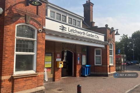 undefined, Norton Way South, Letchworth Garden City, SG6
