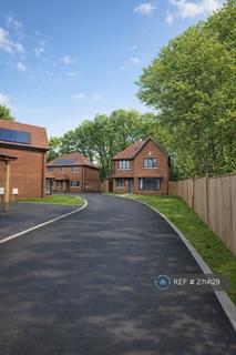 4 bedroom detached house to rent, Hedgerows, Ewhurst, GU6