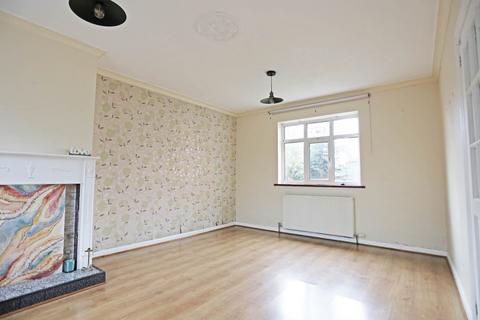 4 bedroom semi-detached house to rent, East Road, Chadwell Heath, RM6