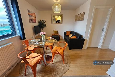 2 bedroom flat to rent, Clayton Road Road, Hayes, UB3