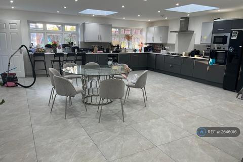 undefined, Argyle Road, London, W13
