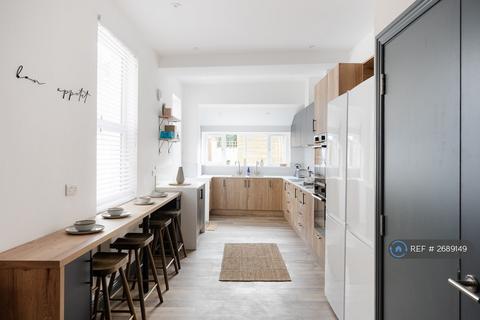 undefined, Downend Road, Downend, Bristol, BS16