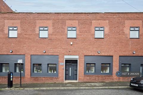 3 bedroom flat to rent, Little Bedford Street, North Shields, NE29