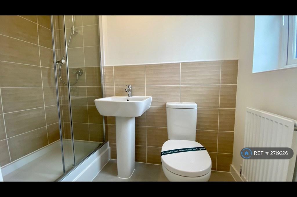 Master Bedroom Ensuite