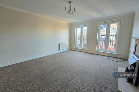 4 bedroom terraced house to rent, Moonstone Square, Sittingbourne, ME10
