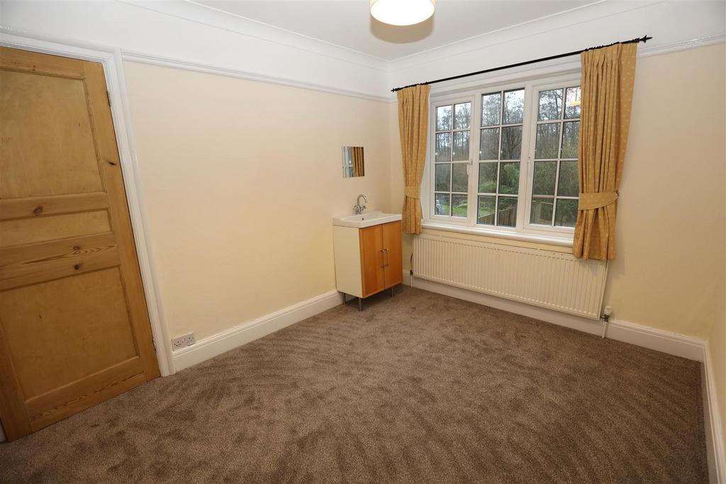 Bedroom 3.JPG