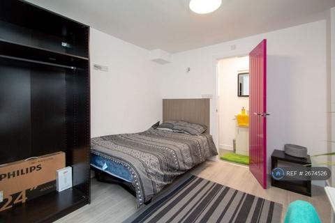 1 bedroom in a house share to rent, Cotswold Street, Liverpool, L7