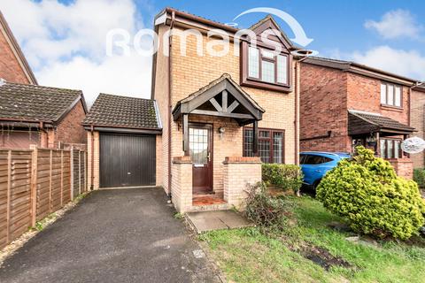 2 bedroom detached house to rent, Tickhill Close, Lower Earley, Reading, RG6