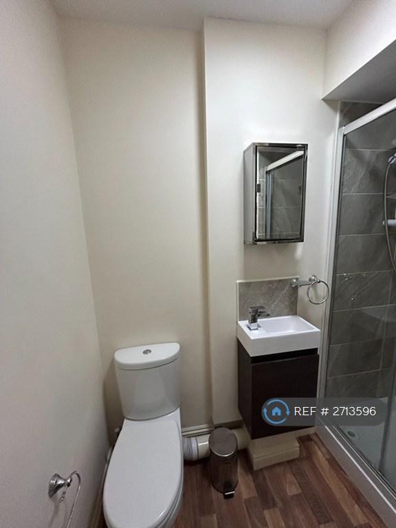 Upstairs Bathroom