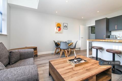 1 bedroom flat to rent, Richardshaw Lane, Pudsey, LS28