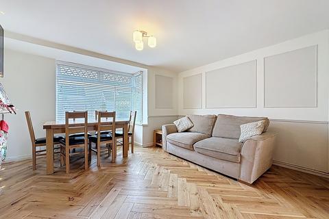 undefined, Laburnum Way, Penarth, CF64