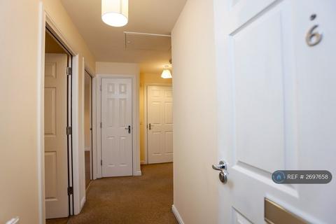 2 bedroom flat to rent, Torwood Crescent, Edinburgh, EH12